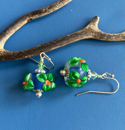 Flower Earrings, Green Flower dangling/drop earrings, Spring Earrings