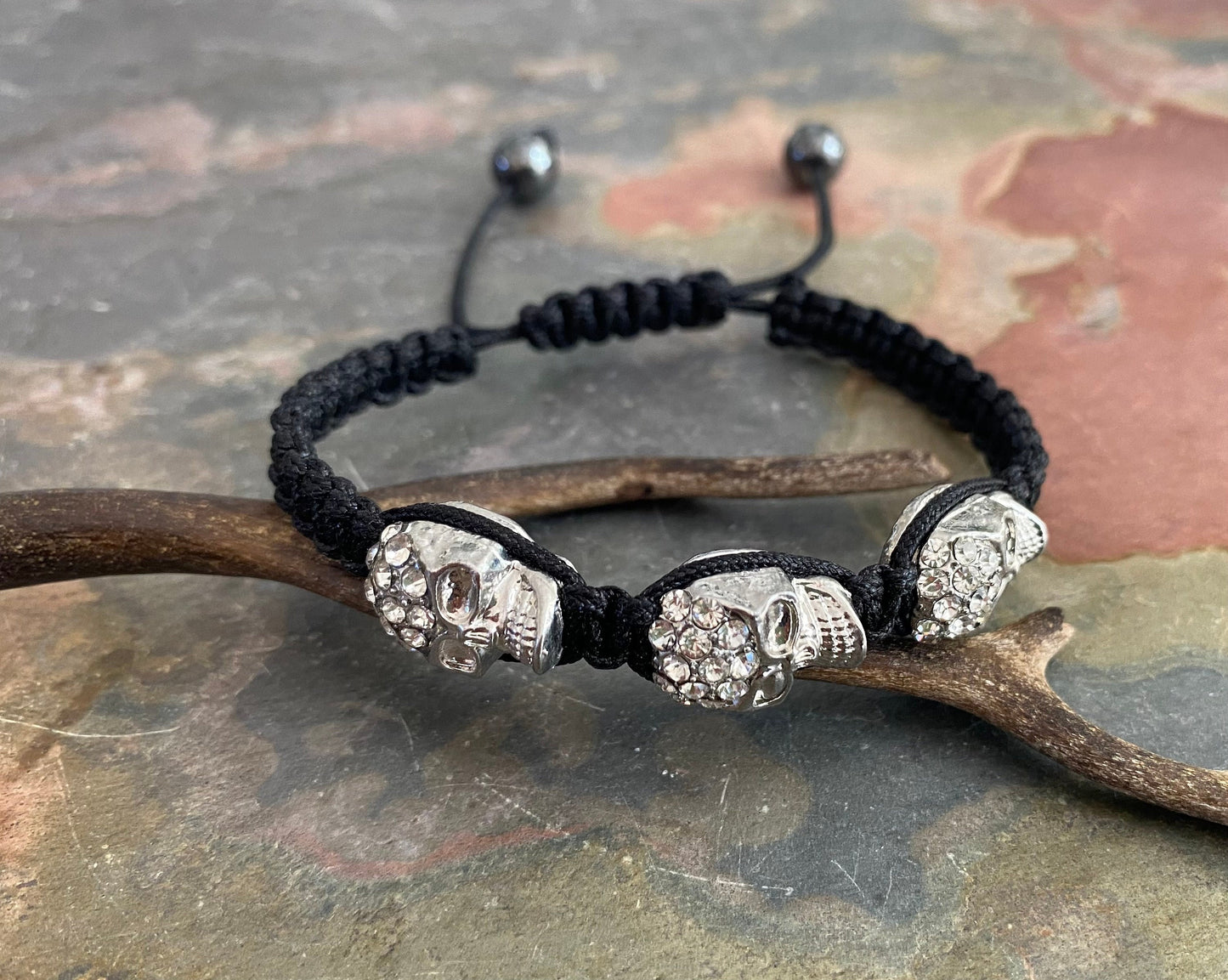 Skull Head Bracelet in Macrame with Crystals & Hematite beads. Adjustable Skull Head Bracelet, Bling Crystal Skull Head Bracelet, Macrame