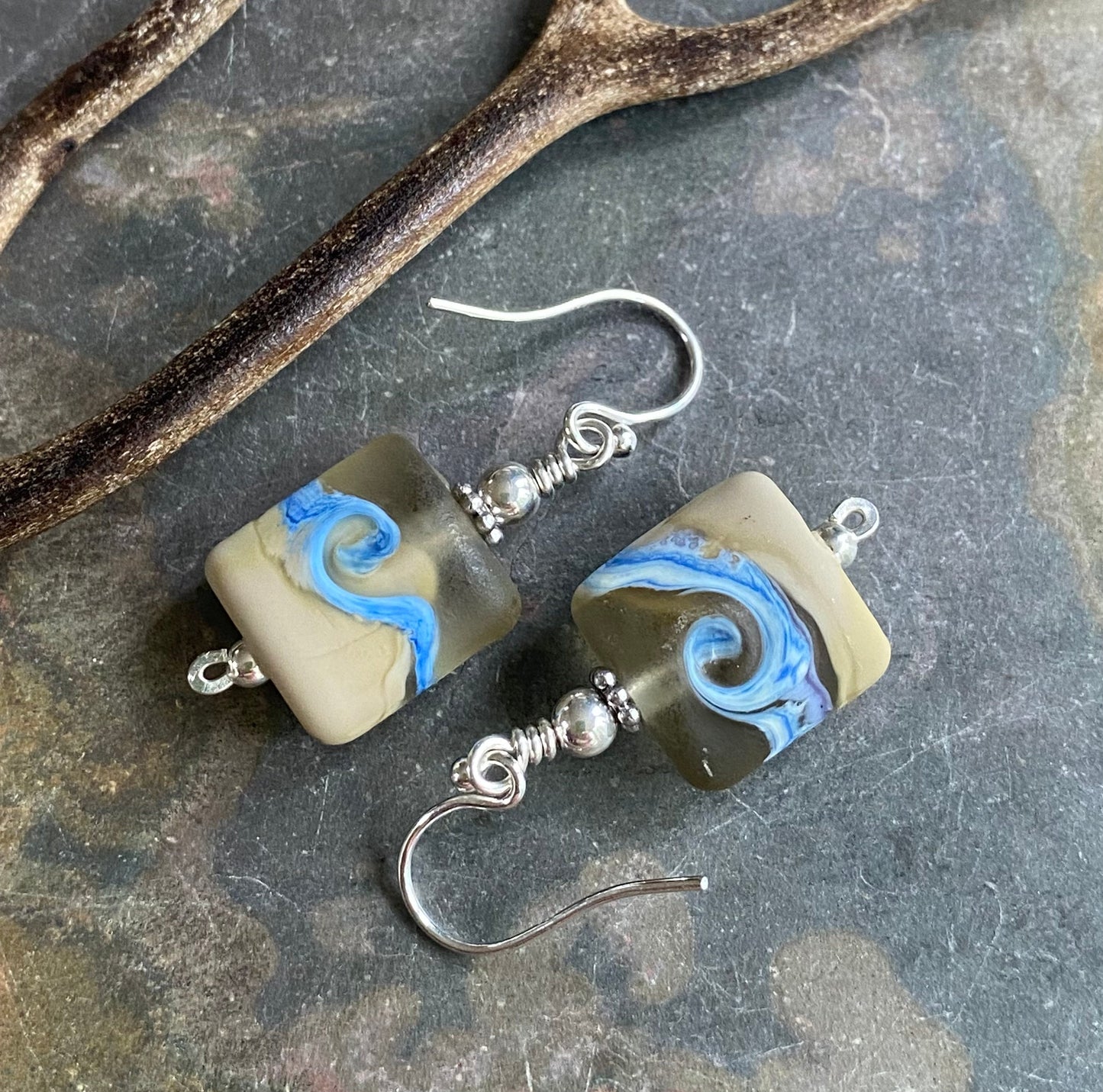 Ocean Beach Wave earrings, Blue Beach Wave Earrings ,Ocean Wave Lampwork Jewlry, Beach Wave Jewelry, Blue Sea Glass Pendant Necklace