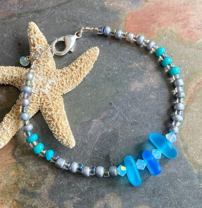 Sea Glass Bracelet, Beach Glass Bracelets in Sterling Silver, Sea Glass beaded Bracelet, Summer Beach Jewelry, Beach Boho Bracelet