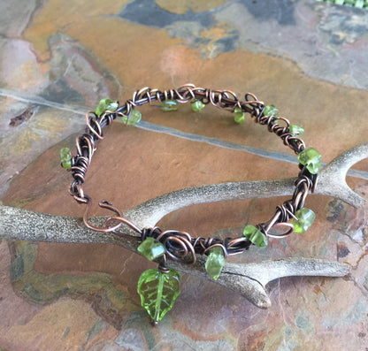 Peridot Bracelet,Wire Wrapped Peridot Copper Bracelet, Peridot bracelet, August Birthstone Bracelet, Bangle/Cuff Leaf  bracelet,